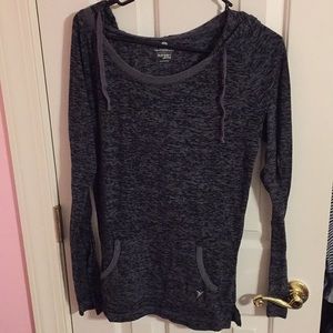 grey athleisure pullover